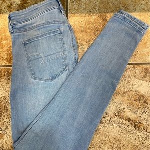 American eagle jeans. Size 6 long